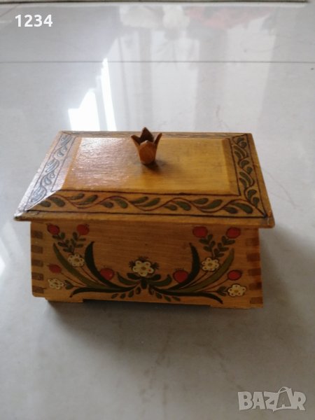 Дървена кутия 11 см. , снимка 1