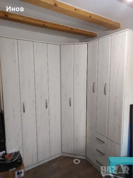 Чисто нов гардероб три крила , снимка 1