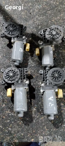 Моторчета за предни прозорци БМВ е46, снимка 1