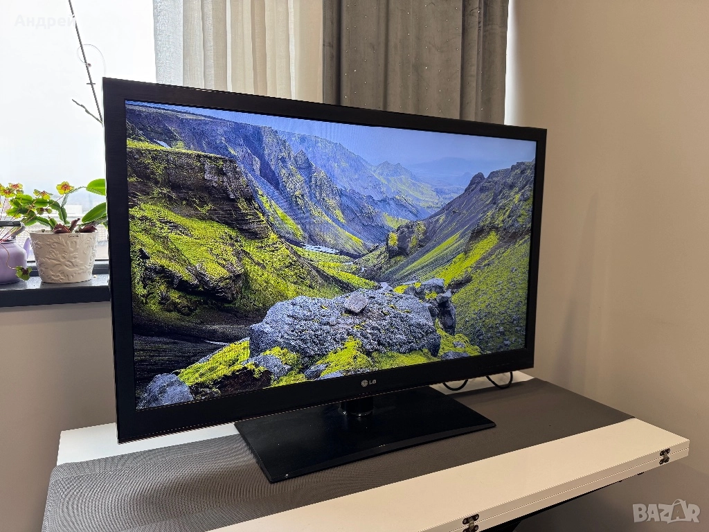 Телевизор LG 42" Google Chromecast Youtube, снимка 1