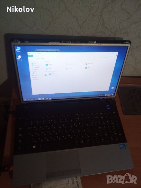 Samsung NP300E5C лаптоп на части, снимка 1