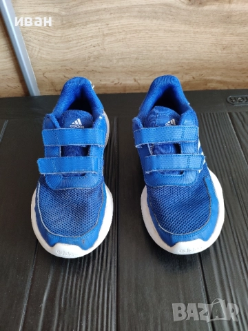 Adidas маратонки, снимка 3 - Детски маратонки - 51945452