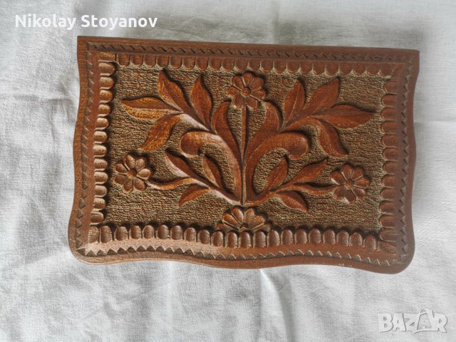 Дървена кутийка - ръчно резбована, снимка 2 - Декорация за дома - 29567364