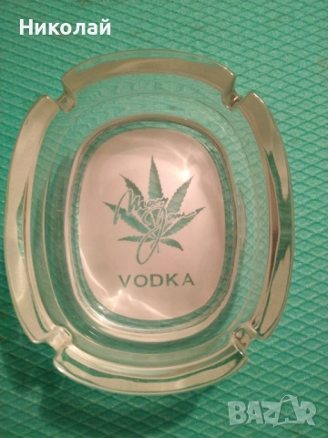 Пепелник Узо Пломари / Ouzo of Plomari / Савой / Мери Джейн / Флирт, снимка 4 - Други - 27180899