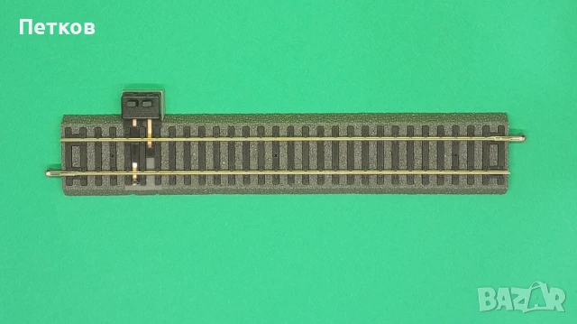 Захранваща релса за влакче мащаб H0 PIKO A-track с подложка