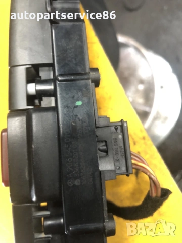 Бутон аварийни светлини за Mercedes W906 Sprinter (2006-2012) A9066800017, A9065450107, снимка 2 - Части - 54090150