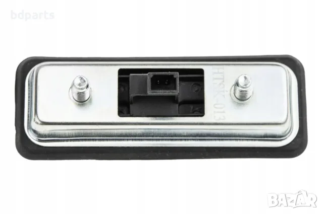 Бутон за отваряне на багажник, Skoda, Octavia 2 MK2, Черен, снимка 4 - Части - 56142032