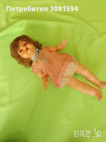 Стара  Кукла бисквит отворени уста при навеждане издава звуции, снимка 2 - Други ценни предмети - 53165844