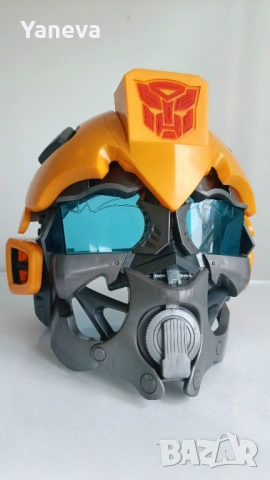 „Трансформърс“ ,  шлем на героя Бъмбълби . 