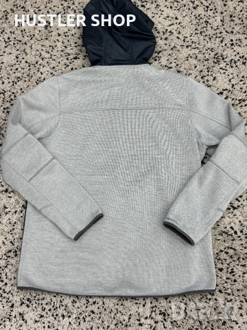 Мъжко горнище UNDER ARMOR. Размер XL, снимка 7 - Спортни дрехи, екипи - 53221800