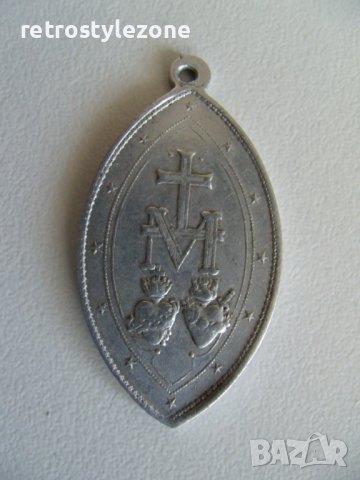 № 6557 стар католически медальон   - метален   - размер 4 / 2 см елипса, снимка 2 - Други ценни предмети - 38112746