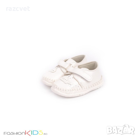 Бебешки обувки за момче за прохождане в бяло, снимка 1