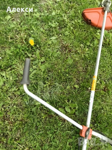 Продавам моторна коса Husqvarna 323 R- изряднa, снимка 6 - Градинска техника - 50530100