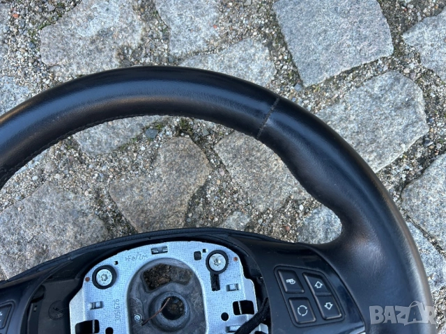 Волан BMW E90 E91 E87 E88 E81, снимка 2 - Части - 53261190