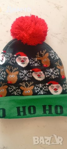 Коледни шапки с пухче , снимка 2 - Шапки - 44256478