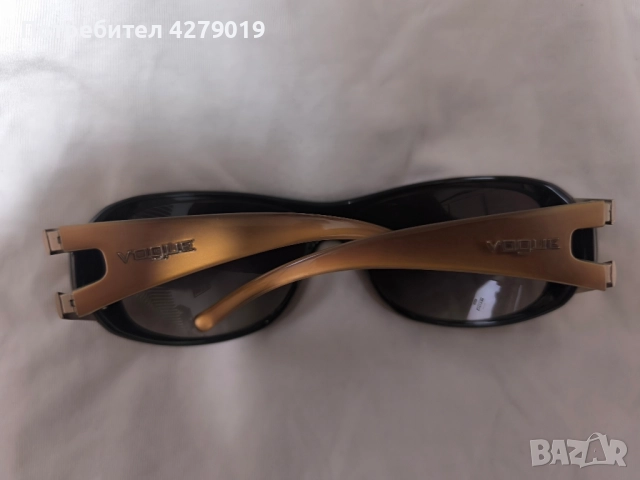 Продавам оригинални слънчеви очила Vogue, снимка 3 - Слънчеви и диоптрични очила - 52459470