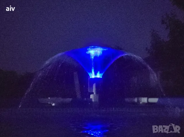 INTEX Разпръсквач за басейн с LED светлини - Multi-Color LED Pool Sprayer, снимка 4 - Басейни и аксесоари - 56203102