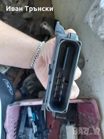 Модул за ръчна спирачка Audi A6 C6 4F0907801 / Компютър ел. ръчна Ауди А6, снимка 3 - Части - 55727888