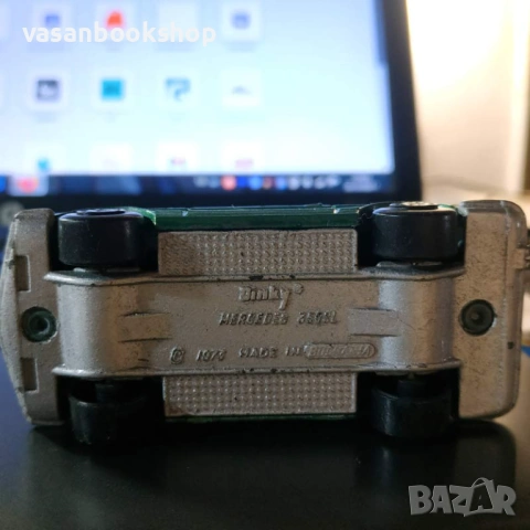 РЯДЪК: БЪЛГАРСКИ Dinky Toys 1978 Mercedes 350 SL (Разград) – Уникално запазена боя!, снимка 7 - Колекции - 53925760