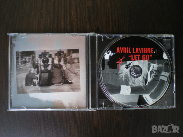 Avril Lavigne ‎– Let Go 2002, снимка 2 - CD дискове - 44641466