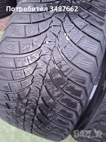 275 35 19 KUMHO 2бр зимни дот 2021г , снимка 3 - Гуми и джанти - 53916313