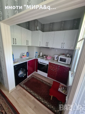 Просторен тристаен апартамент с мазе и таванско помещение в кв.Куба, гр.Хасково, снимка 8 - Апартаменти - 51769317