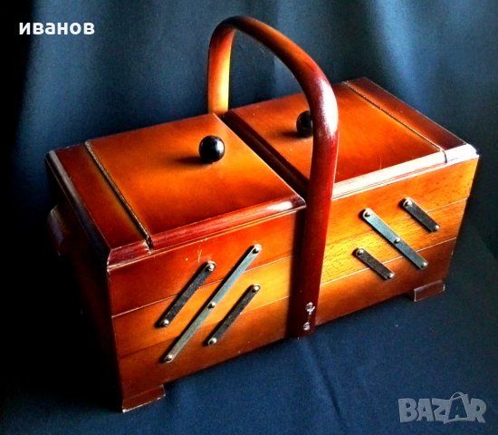 Стар шивашки несесер, снимка 2 - Антикварни и старинни предмети - 34893873