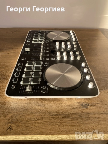 serato reloop beatmix 4 DJ Console, снимка 8 - Друга електроника - 52368637