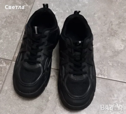 Дамски маратонки 39