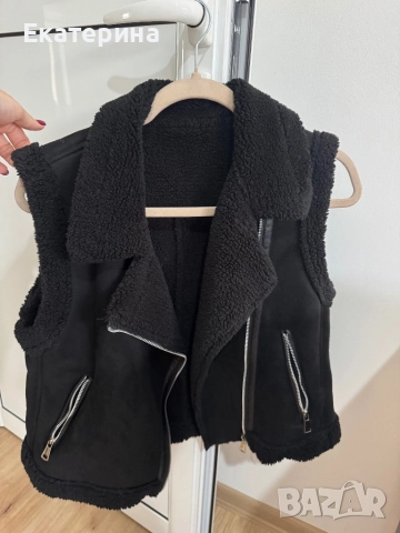 Дамски черен елек