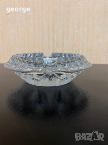 Кристален пепелник за ценители, снимка 2 - Сервизи - 53068291
