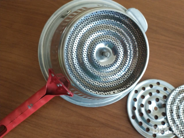 Френска преса за зеленчуци „PASSE RAPIDE“ – неръждаема стомана, отлично състояние, снимка 5 - Сокоизстисквачки и цитрус преси - 51017649