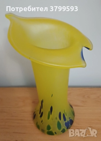 Красиви стъклени вази, снимка 10 - Вази - 52432220