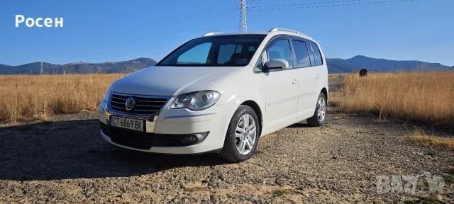 VW Touran 2.0 TDI, снимка 16 - Автомобили и джипове - 56105725