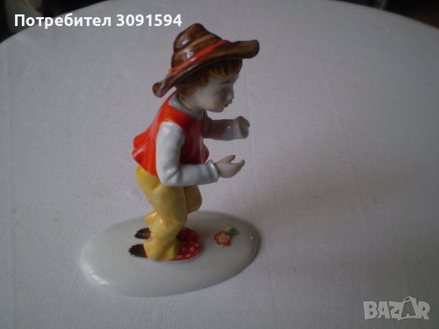   Рядка старинна порцеланова статуетка Metzler & Ortloff Момче Античен колекционерски , снимка 2 - Колекции - 38317930