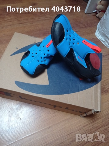 Шапка Nike и сандали Nike 33.5, снимка 2 - Детски сандали и чехли - 52910226