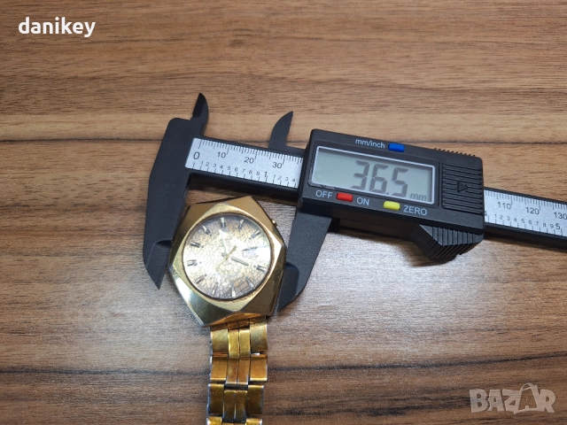 Колекционерски часовник Orient, от 70те години, снимка 5 - Мъжки - 52345308