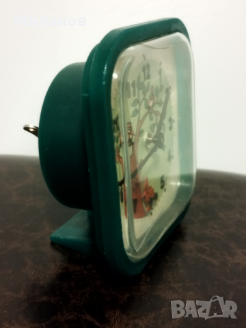 Стар механичен будилник, настолен часовник, снимка 5 - Антикварни и старинни предмети - 44587729