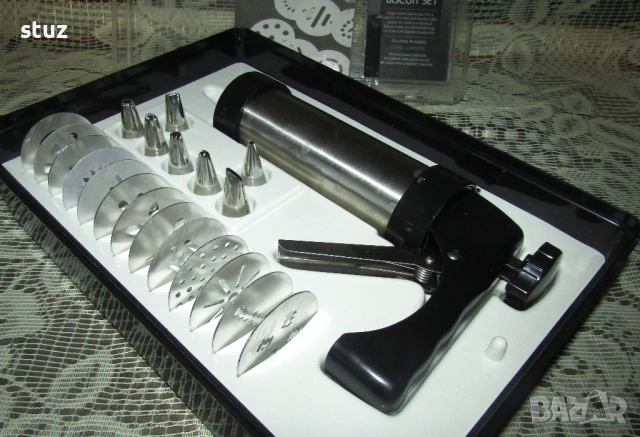 Английска кухненска преса за бисквити, сладки и гарниранеMaster class, снимка 3 - Аксесоари за кухня - 54142085