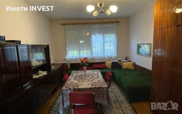 Триетажна къща подходяща за инвестиция – №7696, снимка 13 - Къщи - 52142835