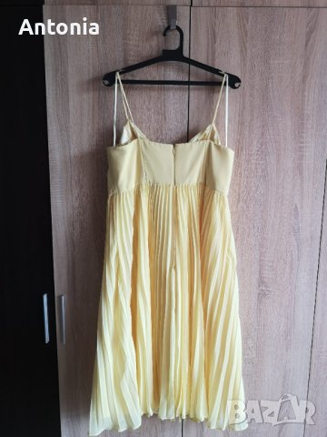 Елегантна лятна рокля Jake's, р-р 42 (L), снимка 3 - Рокли - 42671945