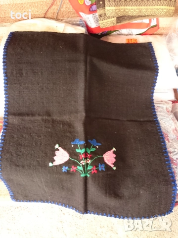 Старинни престилки за народни носии