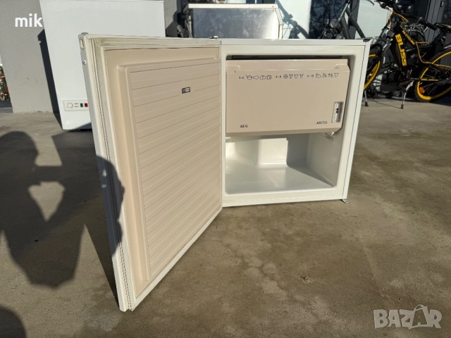 Малък - Мини фризер AEG 60см - 2 чекмеджета , снимка 5 - Фризери - 52912764