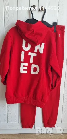 Спортен екип за момиче Benetton, худи и долнище в червено, 10-11г., снимка 2 - Детски комплекти - 50044784