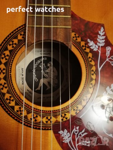 Колекционерска класическа акустична българска китара Орфей с калъф , снимка 8 - Китари - 39504606