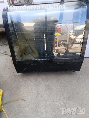 настолна хладилна витрина 