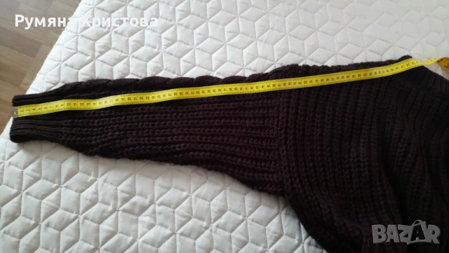 Нов, тъмнокафяв дамски пуловер с ефектни плетеници, снимка 9 - Блузи с дълъг ръкав и пуловери - 52858885