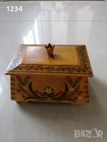 Дървена кутия 11 см. , снимка 1
