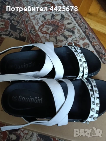 Дамски сандали 