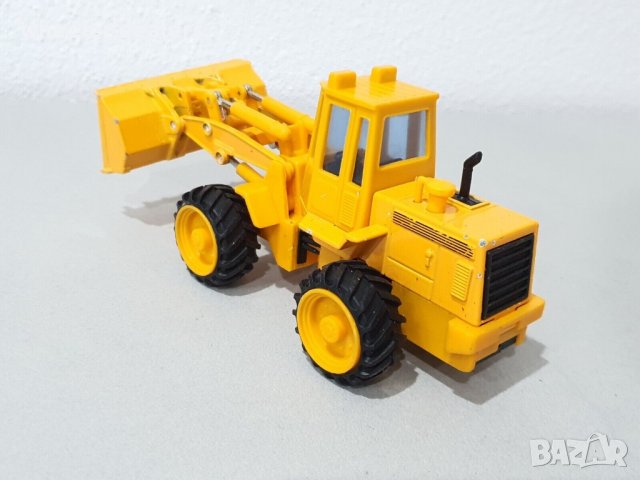 Метална количка - багер фадрома Maisto 1:55, снимка 2 - Колекции - 38583587